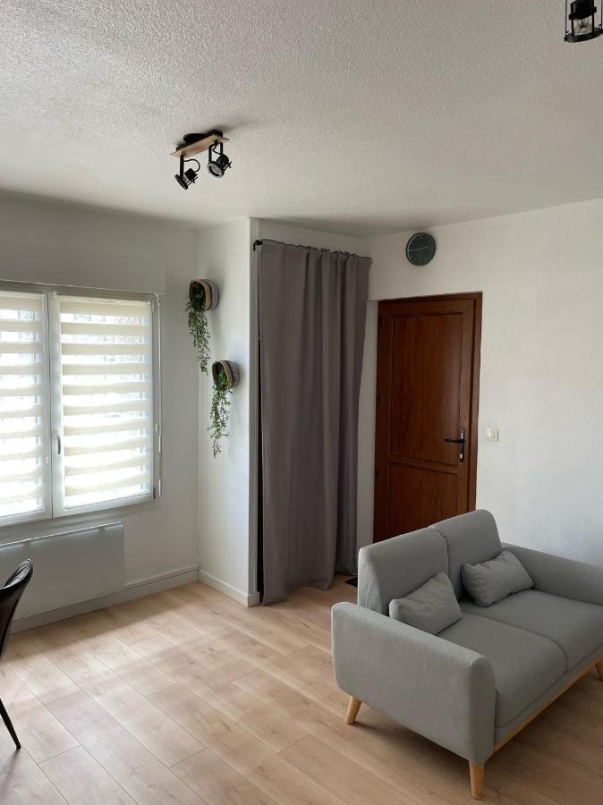 Appart Avec Chambre Lumineux Et Chaleureux เลอบูลู ภายนอก รูปภาพ
